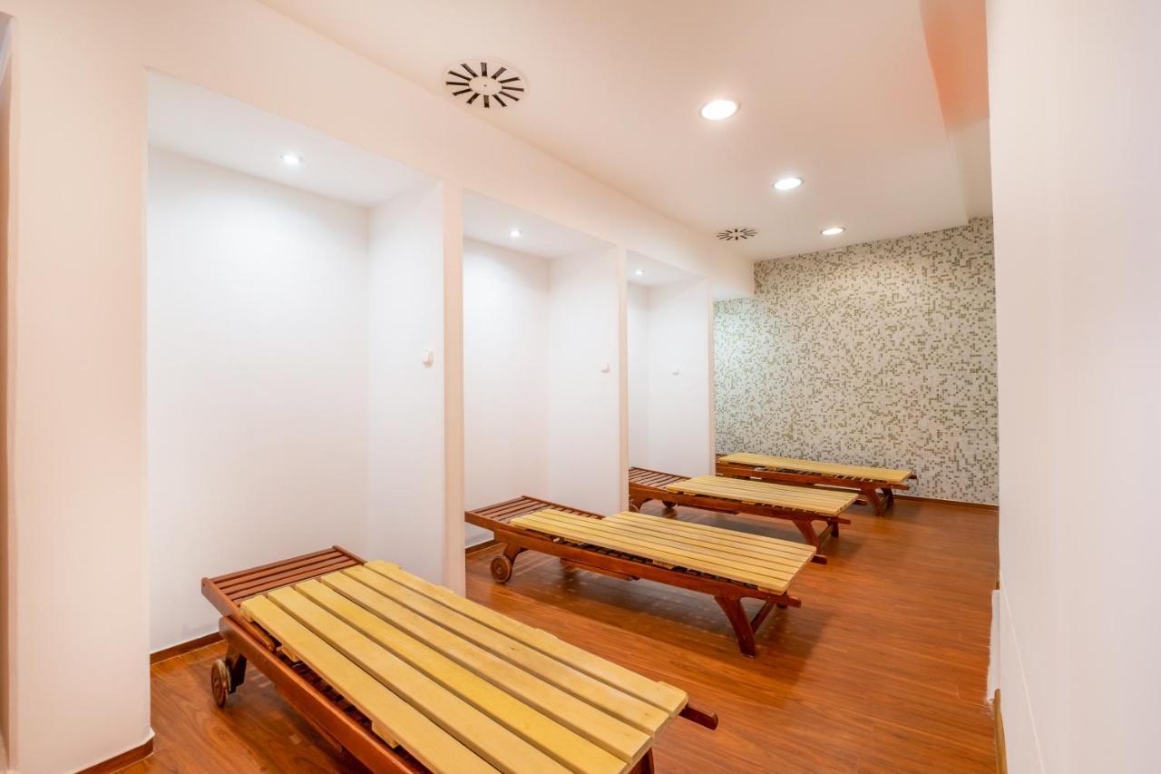Myflat Club 218 Golden Beach Wellness Apartment Siófok Exterior foto